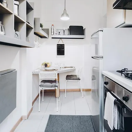 Piazza Aldrovandi - Quiet Balcony Apartment In The Historic Center Appartement *