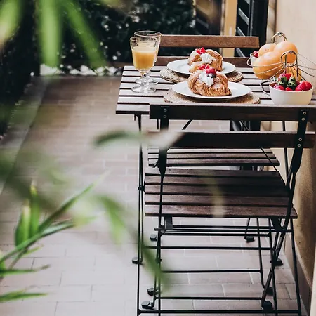 شقة Piazza Aldrovandi - Quiet Balcony Apartment In The Historic Center