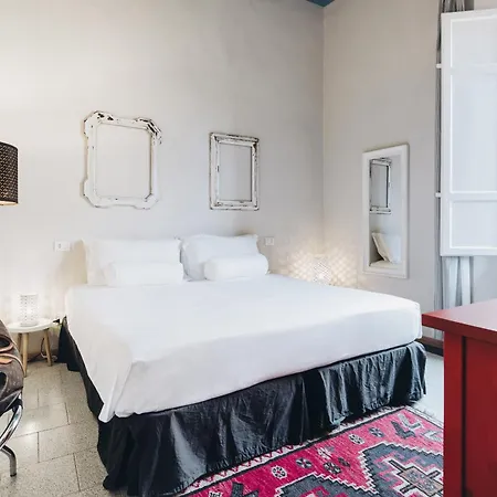 Piazza Aldrovandi - Quiet Balcony Apartment In The Historic Center Bologne